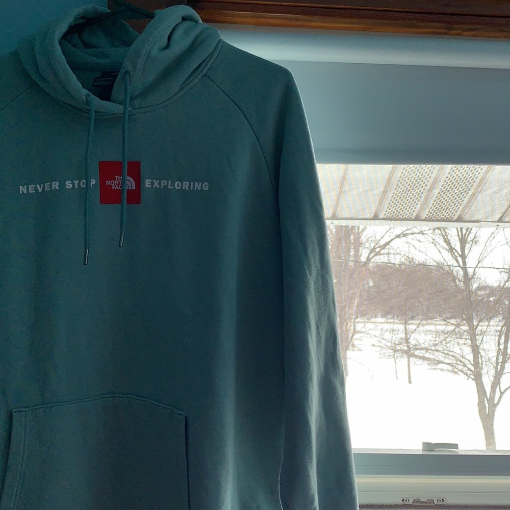 Northface Never Stop Exploring Hoodie